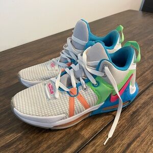 Nike LeBron 7 basketball shoes
